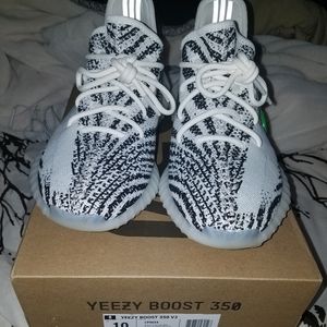 Adidas Yeezy V2 Zebra